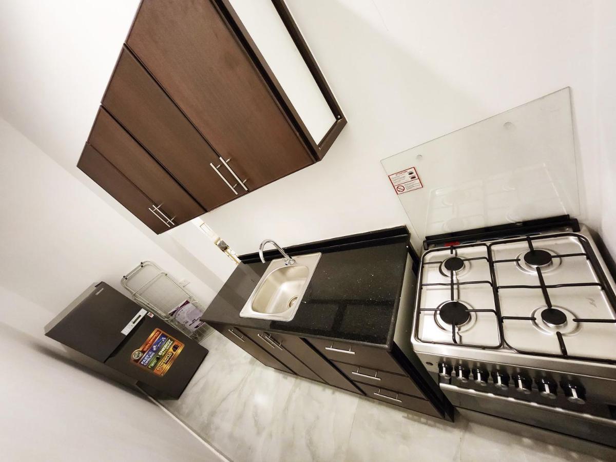 Moods Holiday Homes العين المظهر الخارجي الصورة
