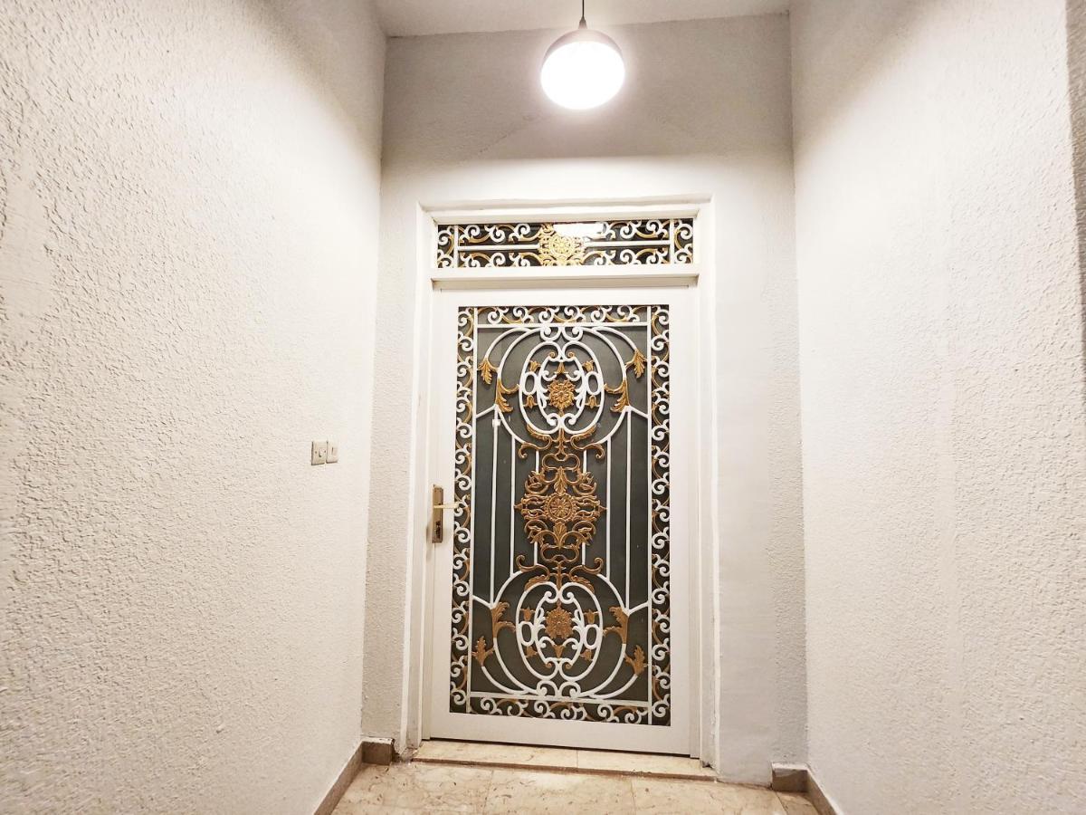 Moods Holiday Homes العين المظهر الخارجي الصورة