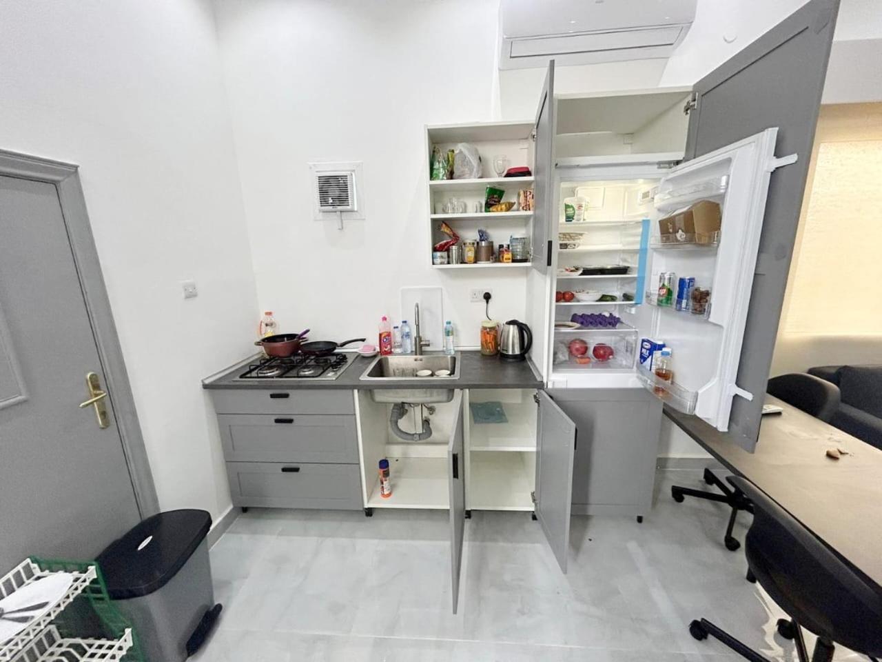 Moods Holiday Homes العين المظهر الخارجي الصورة